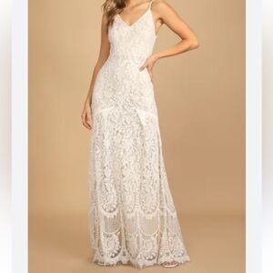 NWT Lulus Bridal Flynn White Lace Maxi Dress Size XS 
Color White/Beige